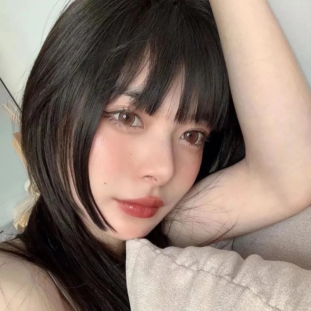 黑色灯塔